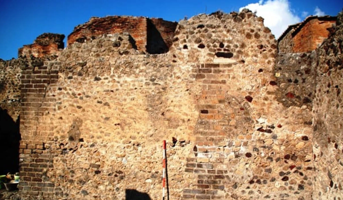 scavi-pompei-copertina-realizzazione